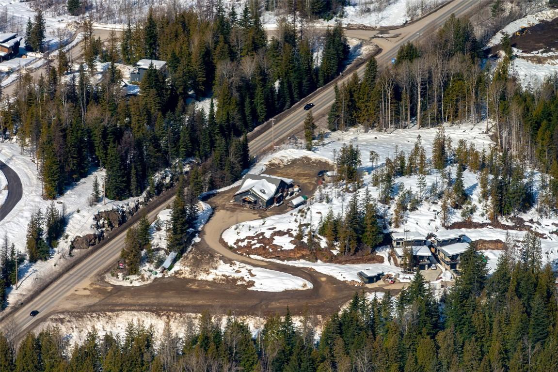 









3052


3B

Highway,
Rossland,







BC
V0G 1Y0

