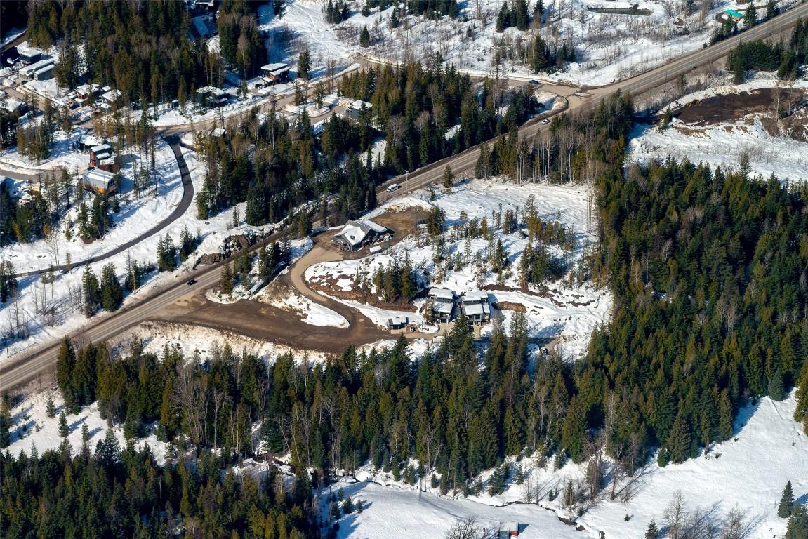 









3052


3B

Highway,
Rossland,







BC
V0G 1Y0

