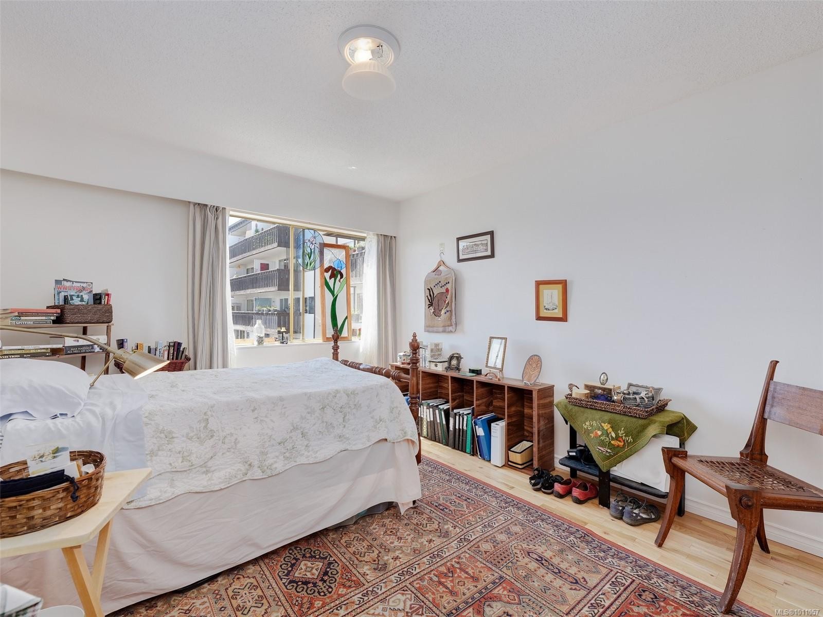 









964


Heywood

Ave, 212,
Victoria,




BC
V8V 2Y5

