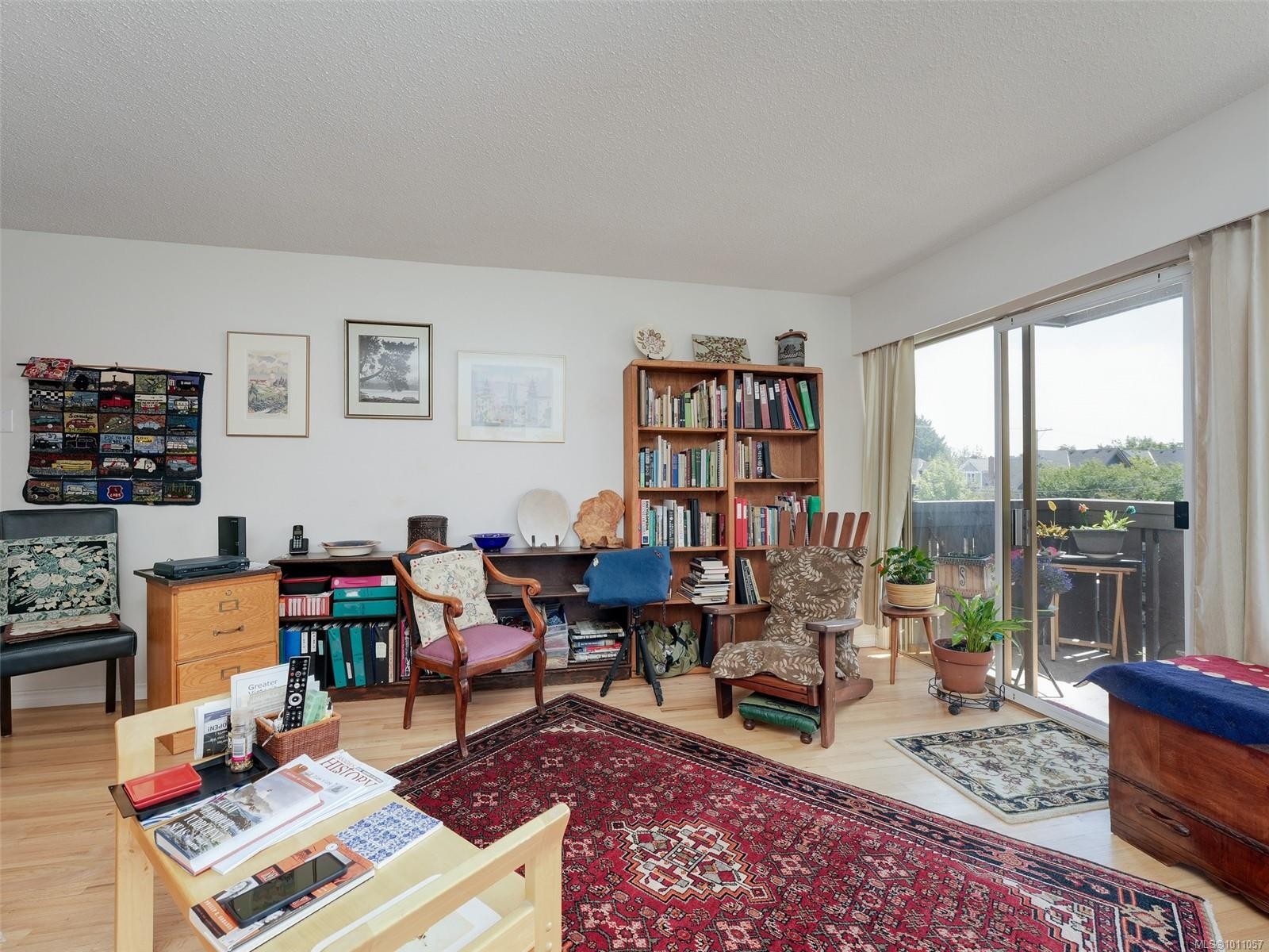 









964


Heywood

Ave, 212,
Victoria,




BC
V8V 2Y5

