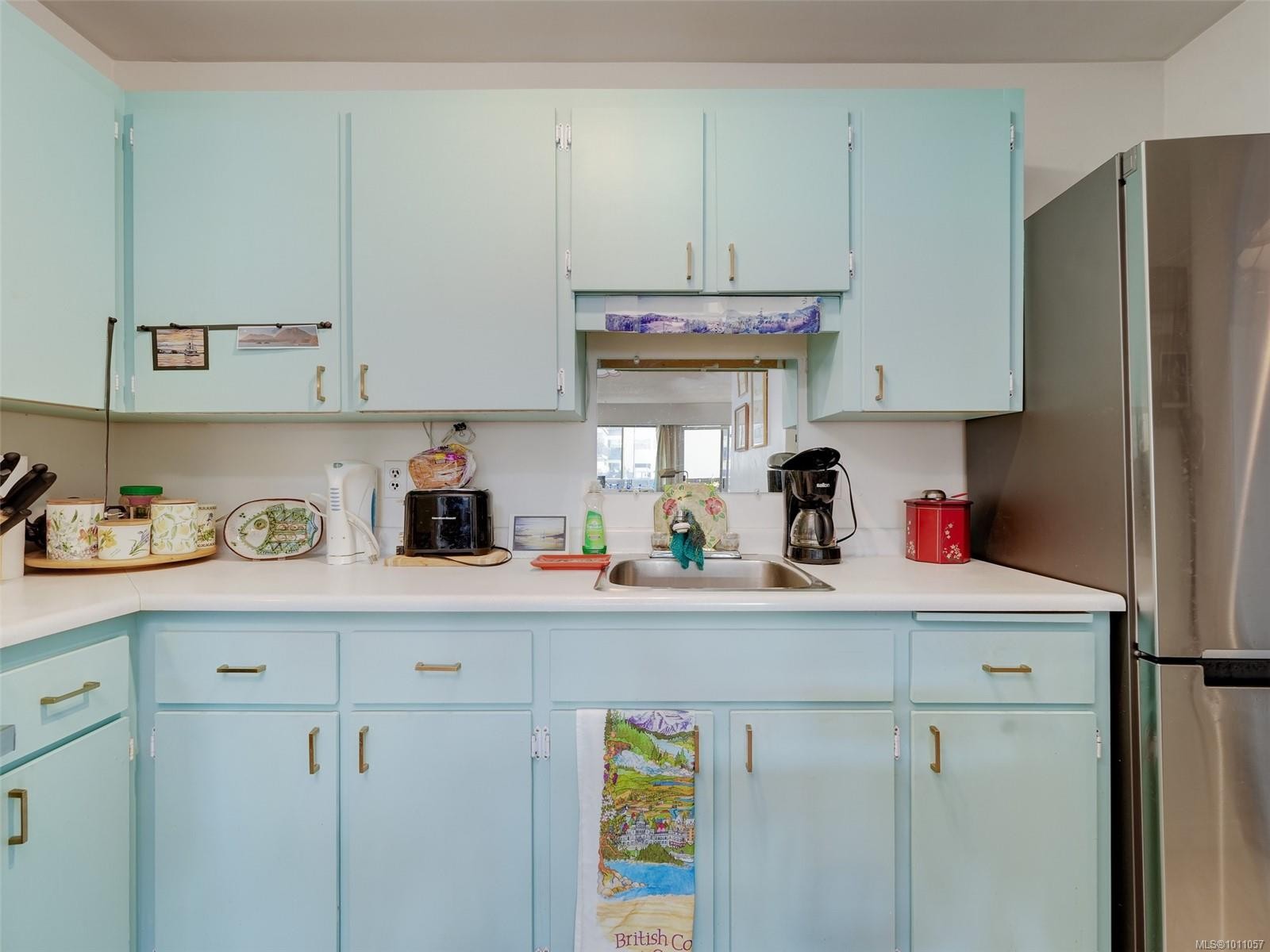 









964


Heywood

Ave, 212,
Victoria,




BC
V8V 2Y5

