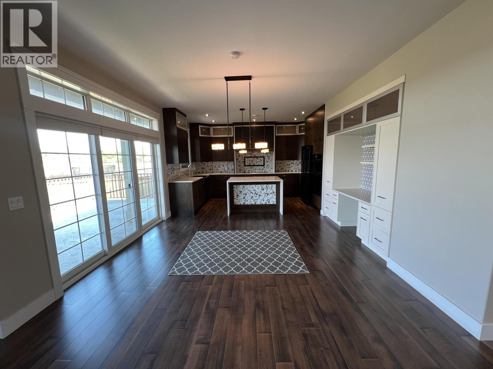 












10616 111 STREET

,
Fort St. John,




British Columbia
V1J0N3

