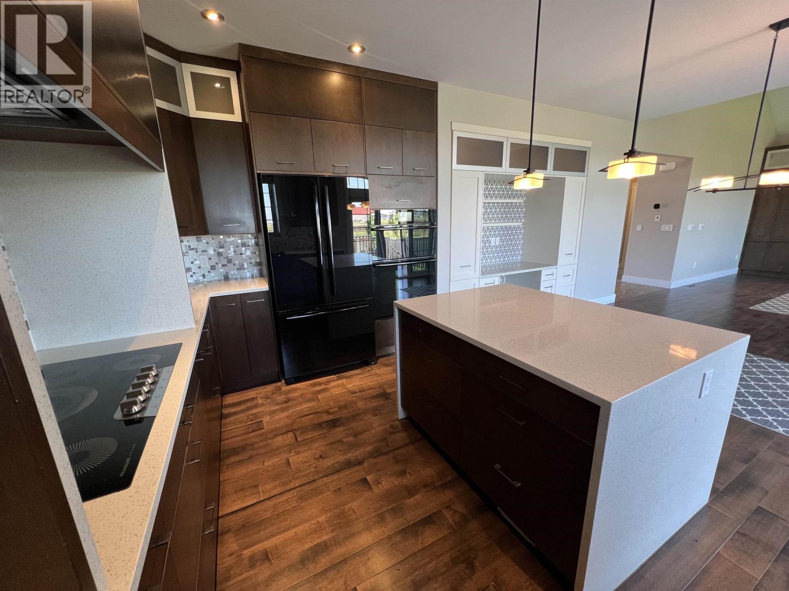 












10616 111 STREET

,
Fort St. John,




British Columbia
V1J0N3

