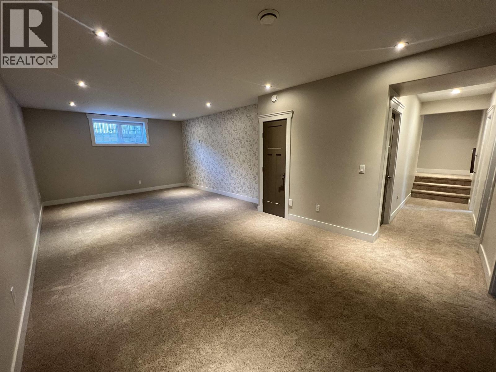 












10616 111 STREET

,
Fort St. John,




British Columbia
V1J0N3


