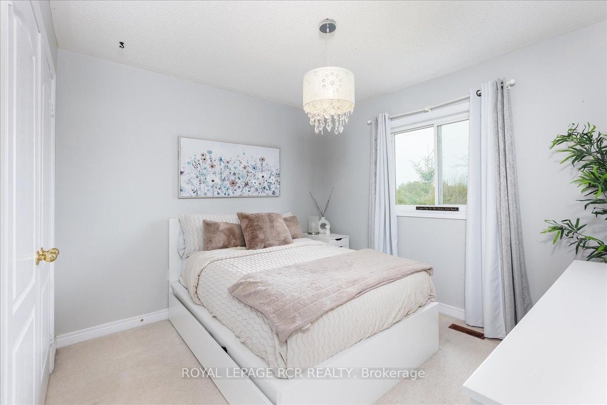 









340


King

Street East,
East Gwillimbury,




ON
L0G 1M0


