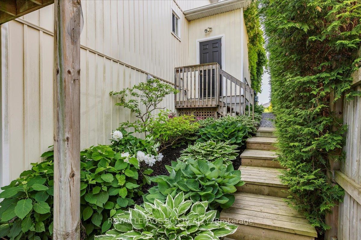 









340


King

Street East,
East Gwillimbury,




ON
L0G 1M0

