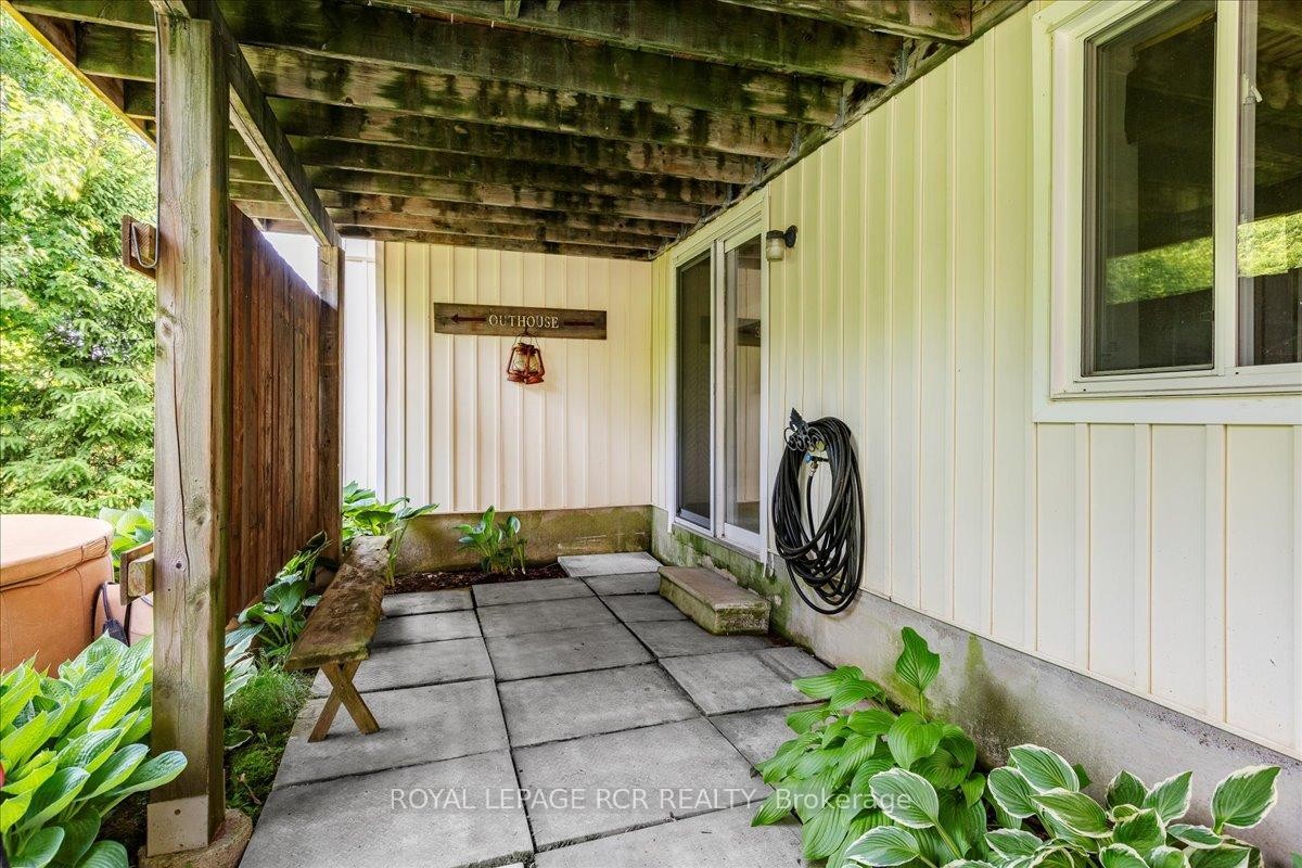









340


King

Street East,
East Gwillimbury,




ON
L0G 1M0

