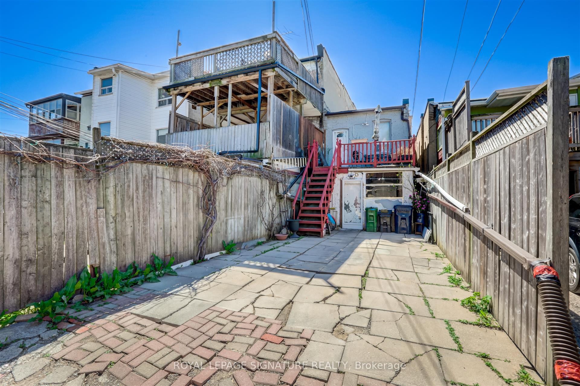 









3142


Dundas

Street West,
Toronto,




ON
M6P 2A1

