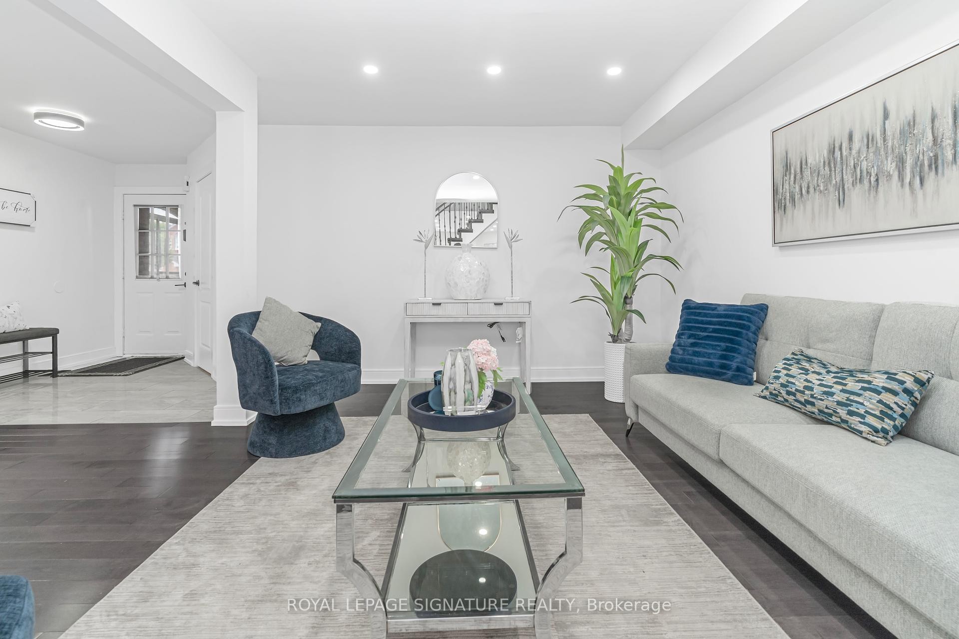 









217


Sophia

Road,
Markham,




ON
L3S 4C5

