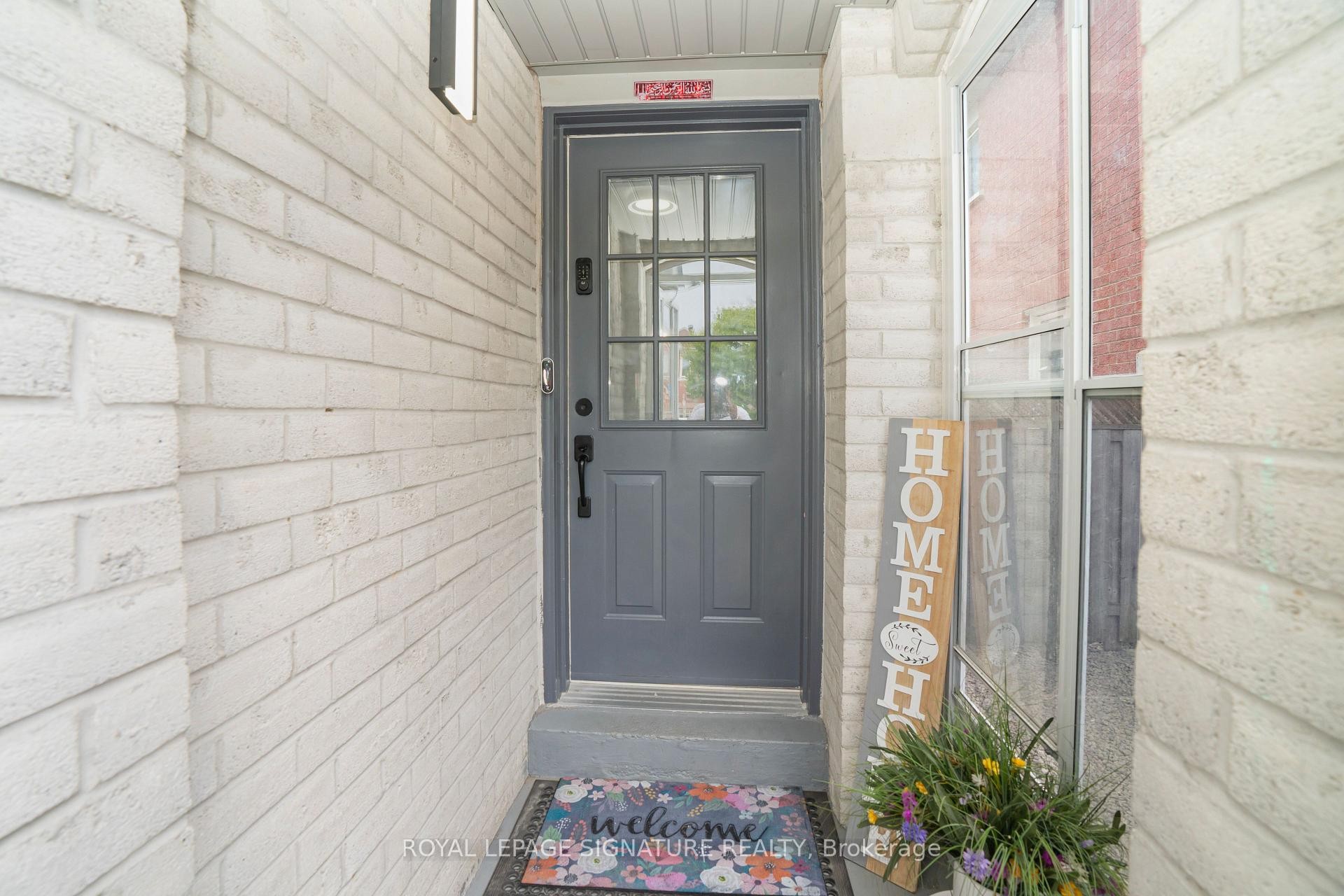 









217


Sophia

Road,
Markham,




ON
L3S 4C5

