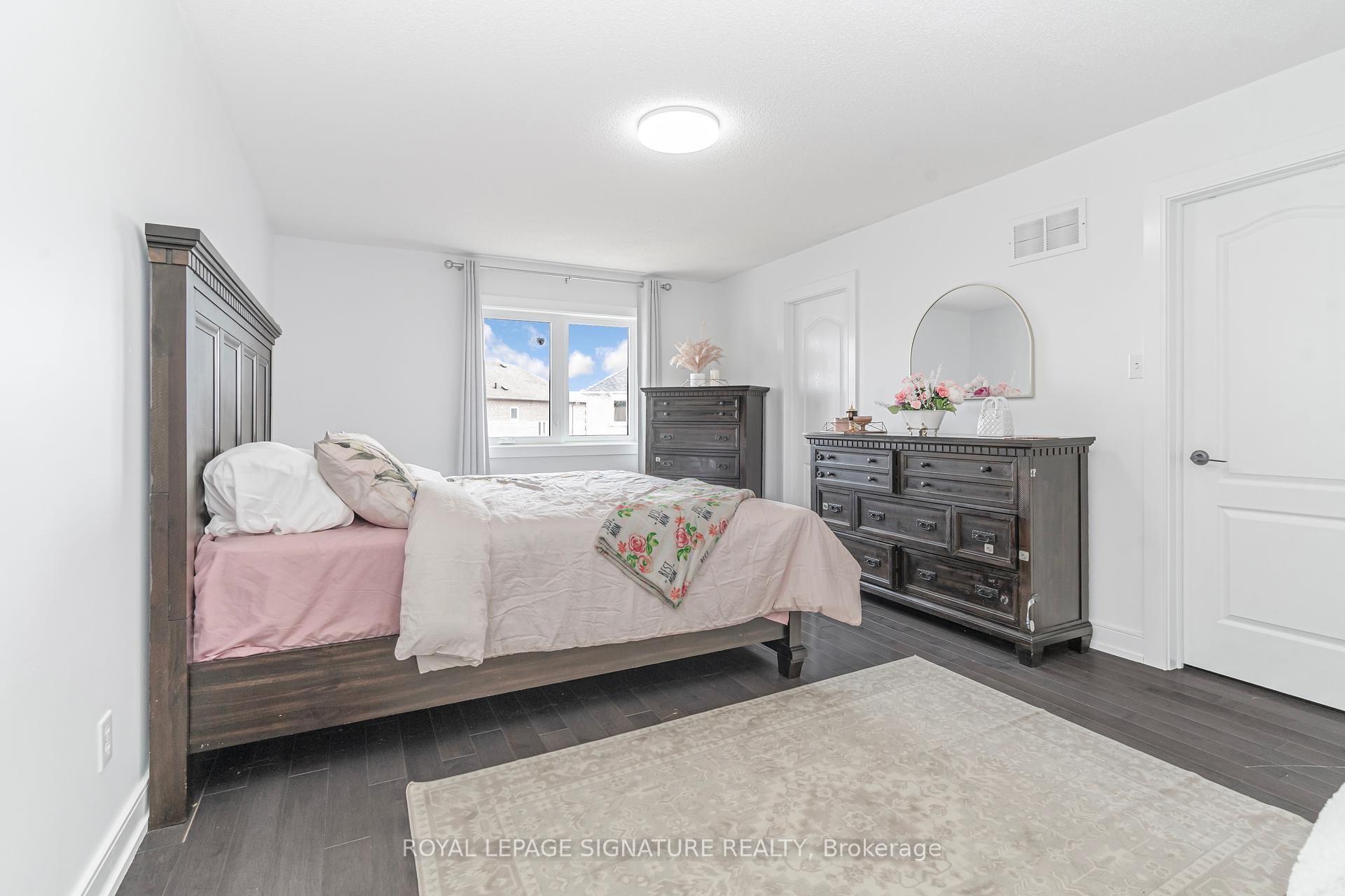 









217


Sophia

Road,
Markham,




ON
L3S 4C5

