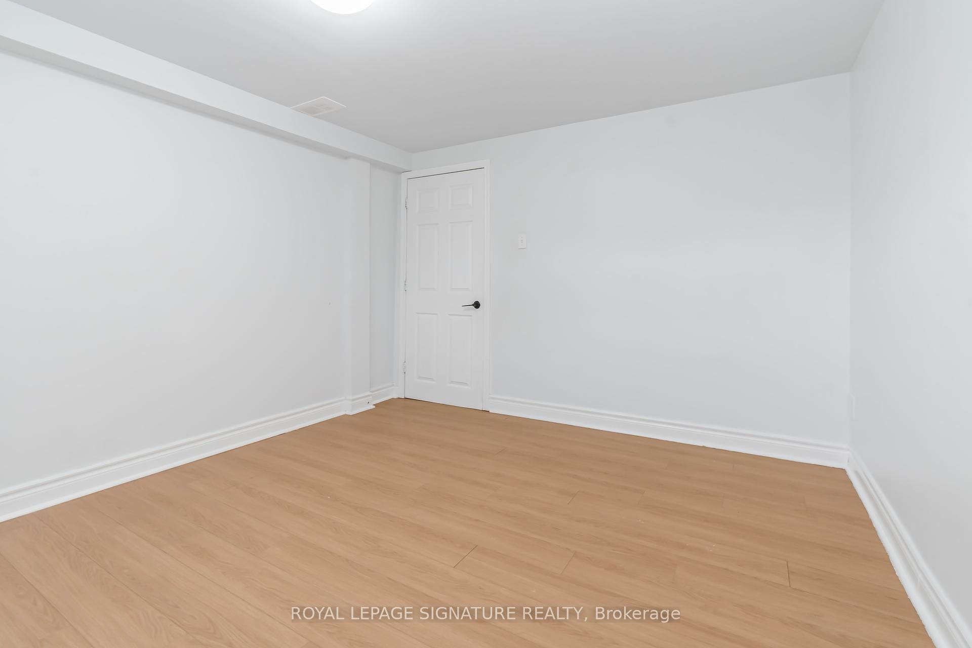 









217


Sophia

Road,
Markham,




ON
L3S 4C5

