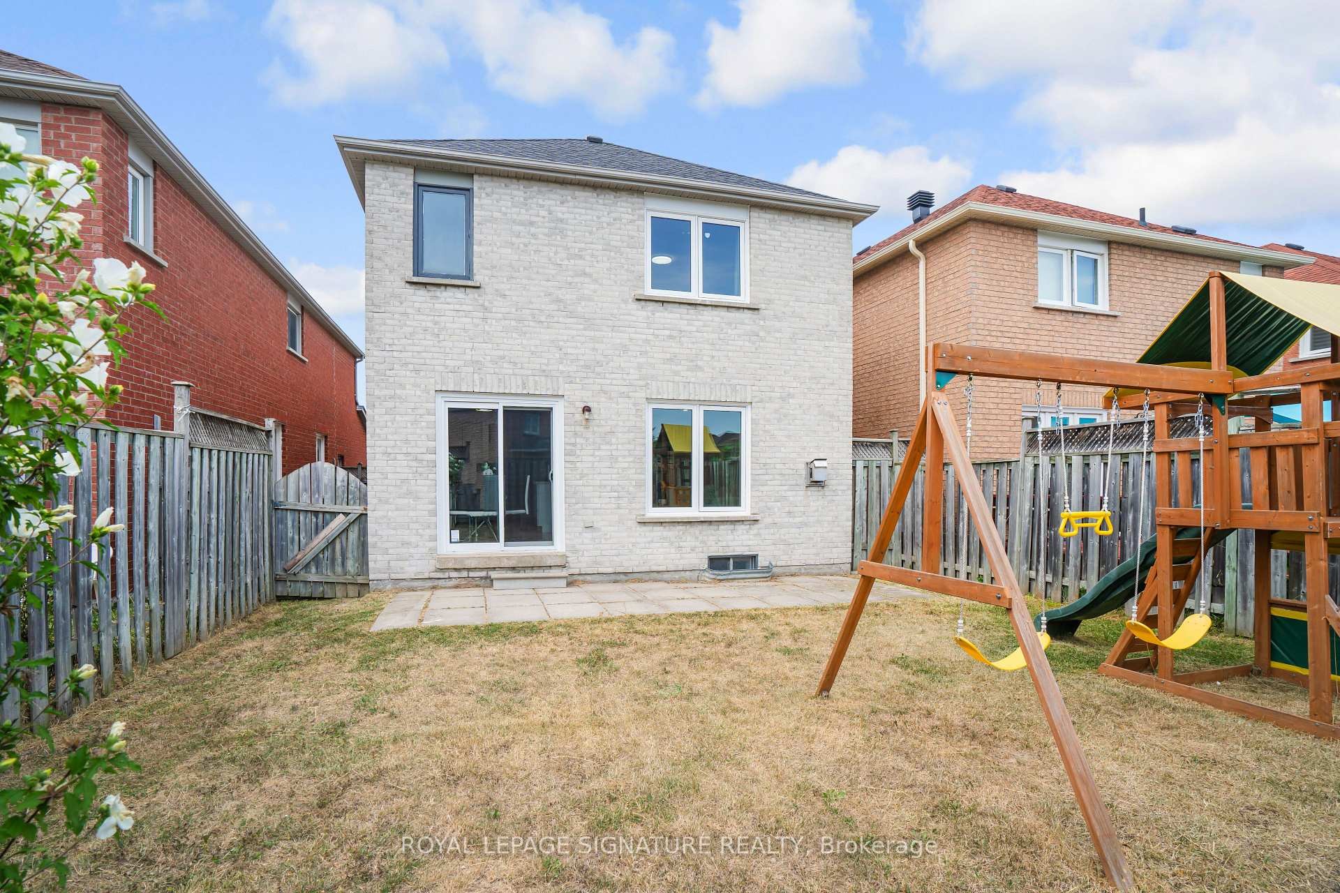 









217


Sophia

Road,
Markham,




ON
L3S 4C5

