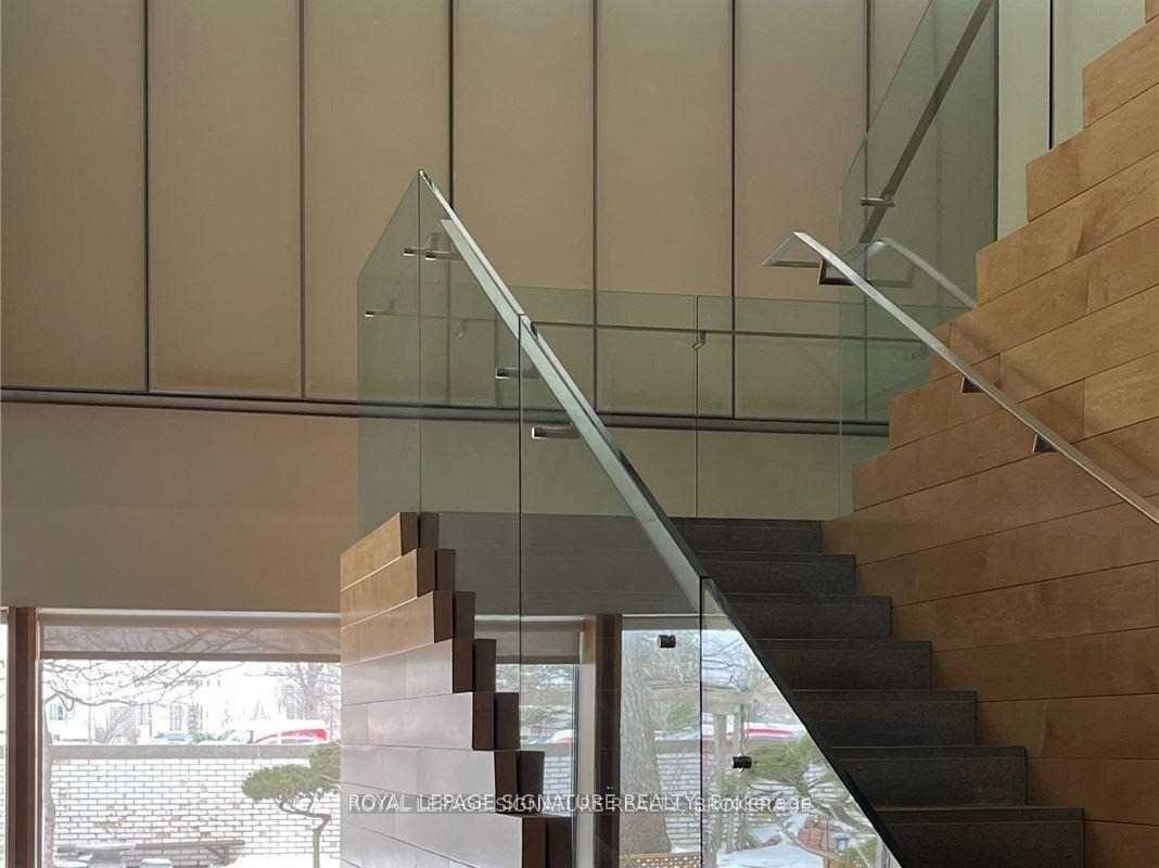 









6


Sakura

Way, 245,
Toronto,




ON
M3C 1Z5

