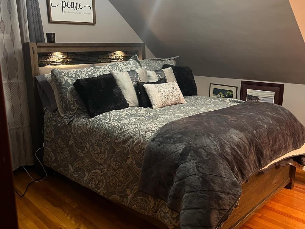 












31 Royal Avenue

,
Sydney,




NS
B1P 4M1

