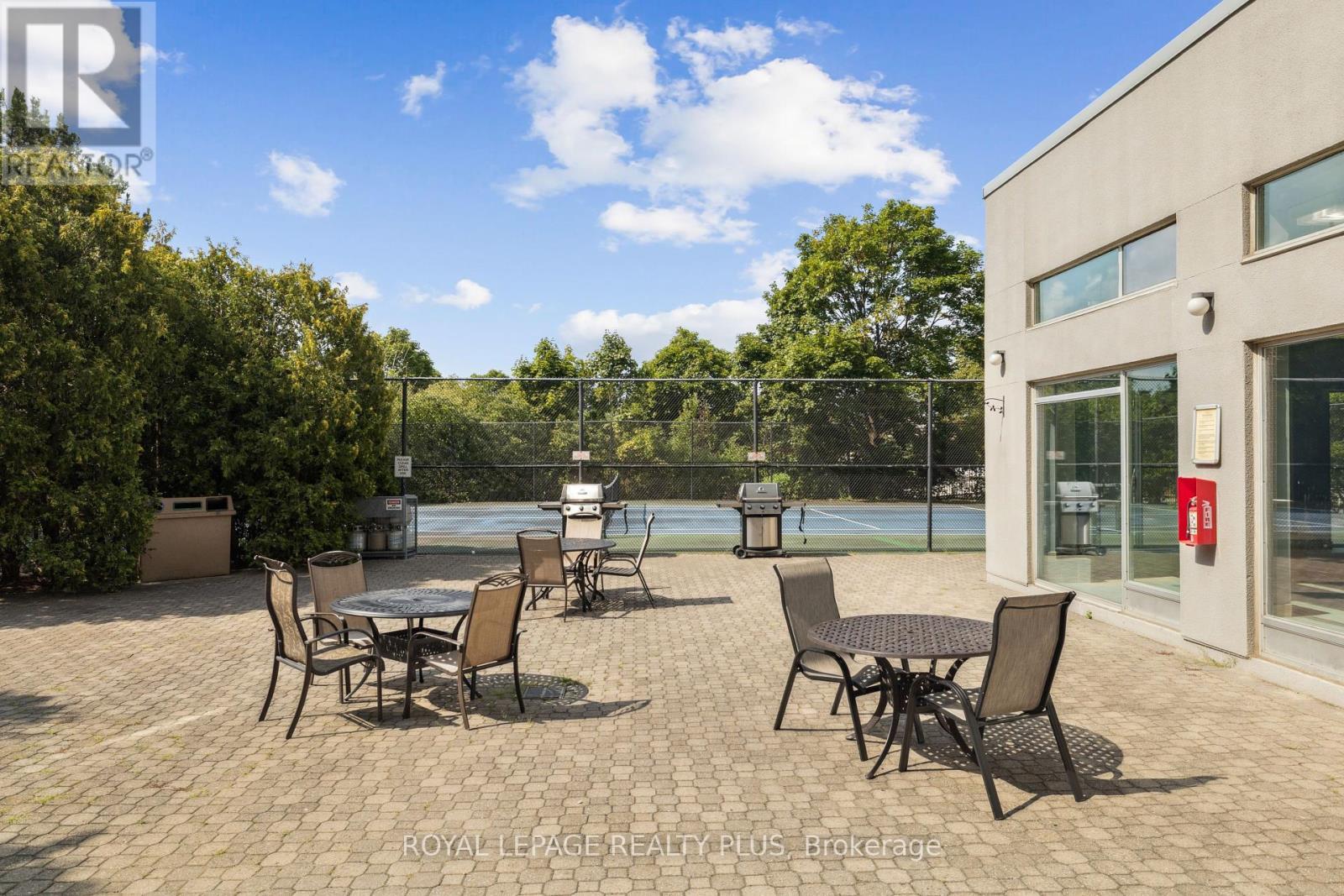 












712 - 50 KINGSBRIDGE GARDEN CIRCLE

,
Mississauga,




Ontario
L5R1Y2

