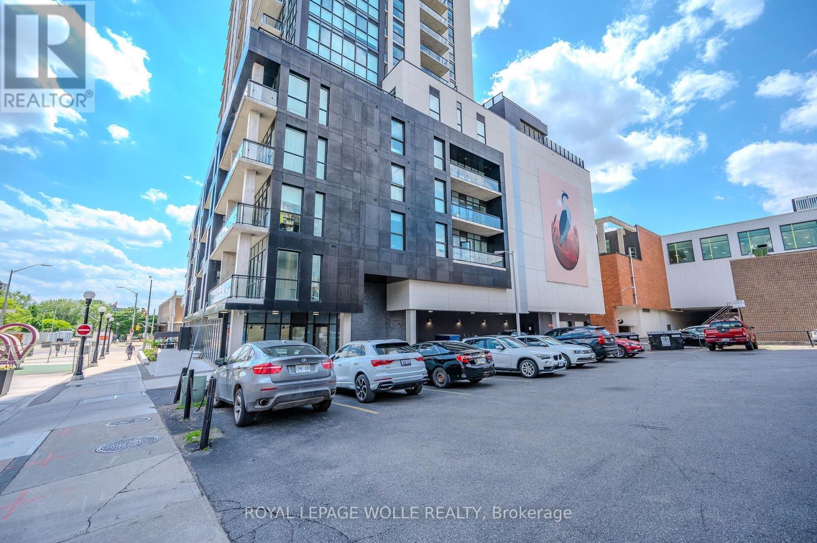 












2405 - 60 CHARLES STREET W

,
Kitchener,




Ontario
N2G1Y6

