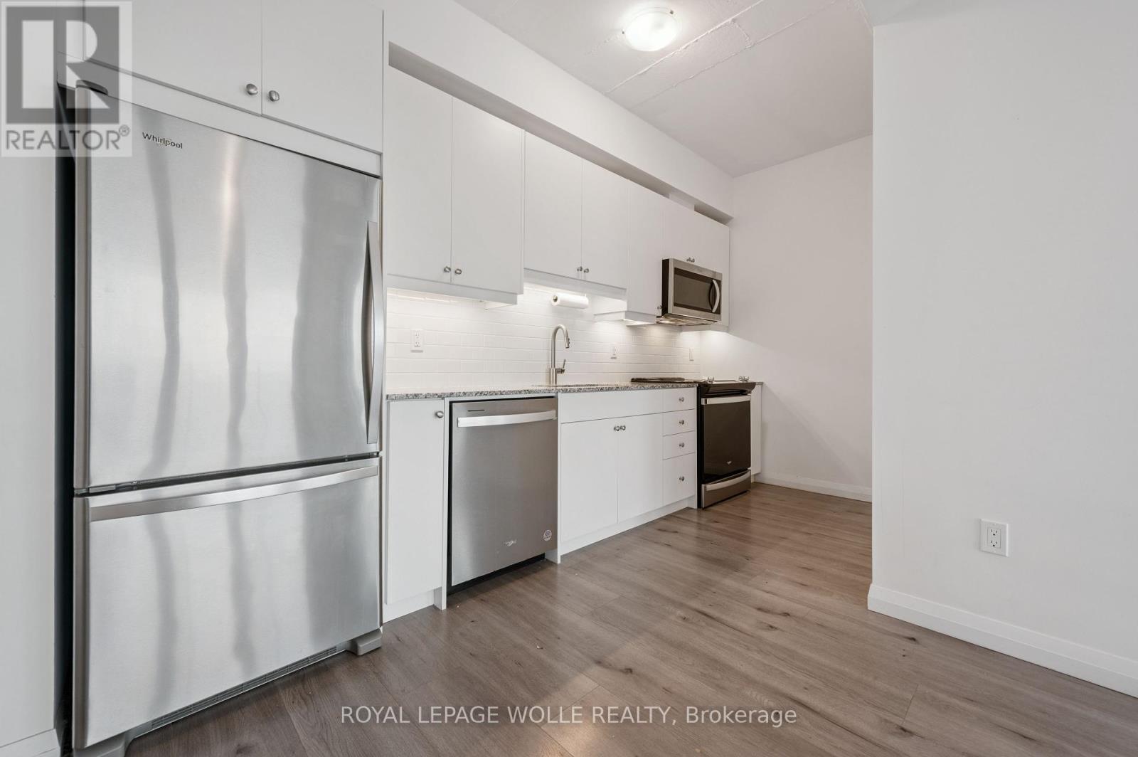 












2405 - 60 CHARLES STREET W

,
Kitchener,




Ontario
N2G1Y6

