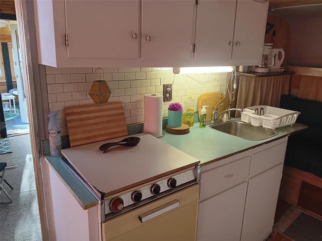 












85101 MB-1 Road

,
East Braintree,




Manitoba
R0E0L0

