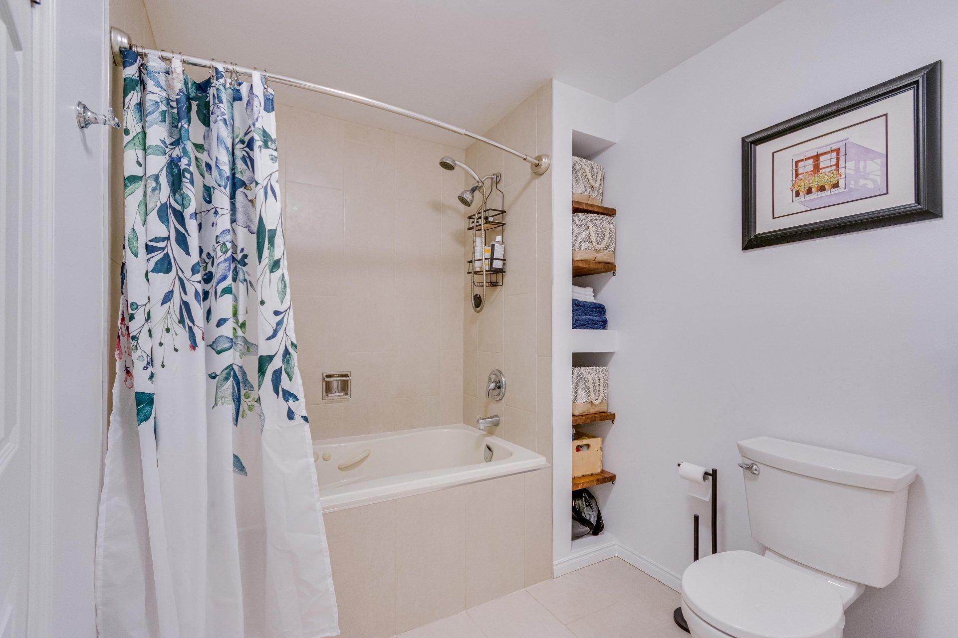 









14


Rue de Jasper

,
Cantley,




QC
J8V3B2

