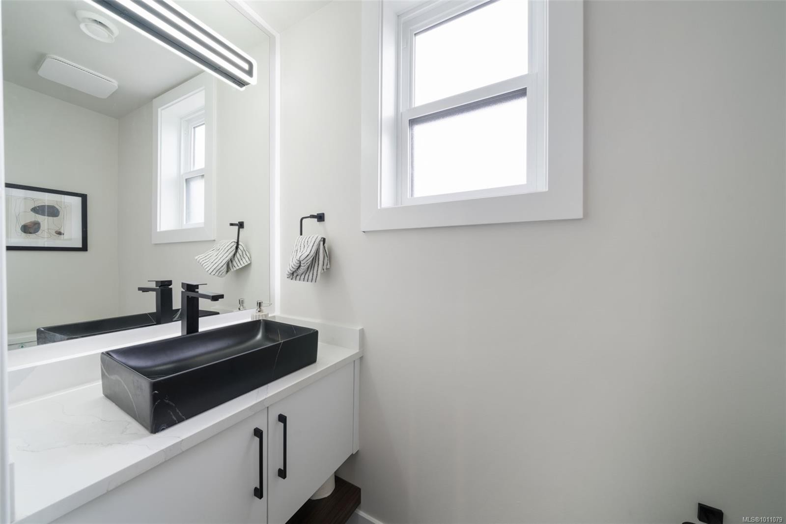 









2210


Archer

Gate,
Langford,




BC
V9B 3S1

