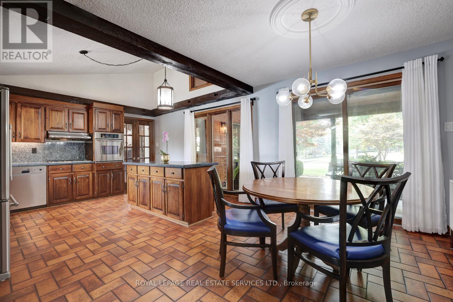 












16 MCCOLL DRIVE

,
Caledon,




Ontario
L7C1J4

