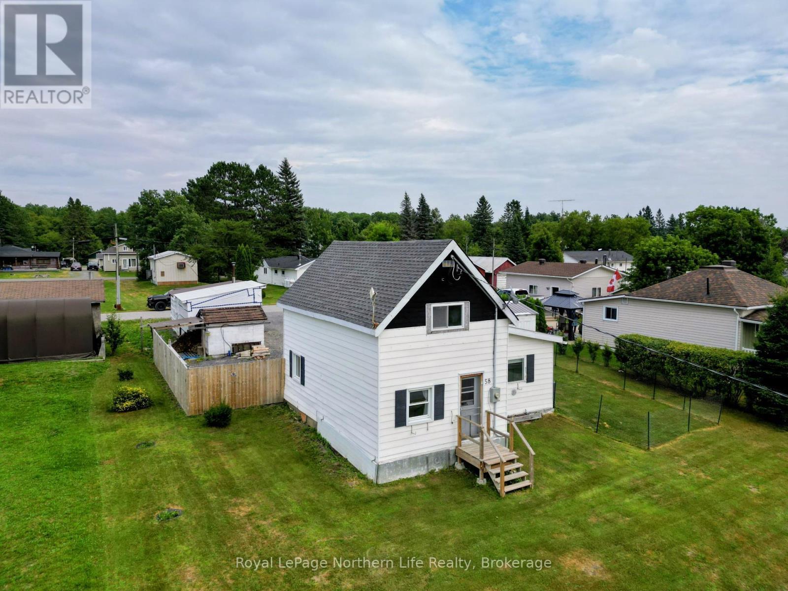 












58 MAIN STREET

,
Timiskaming (TIM - Outside - Rural),




Ontario
P0J1N0

