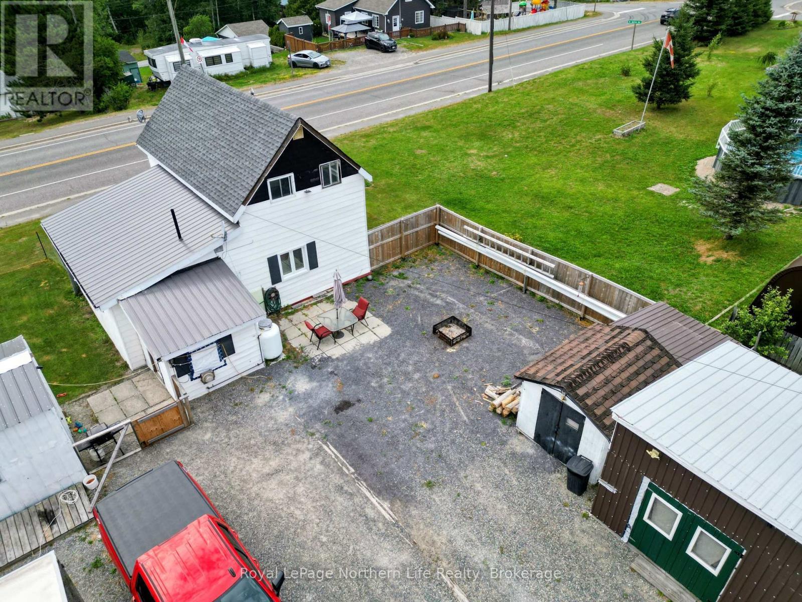 












58 MAIN STREET

,
Timiskaming (TIM - Outside - Rural),




Ontario
P0J1N0

