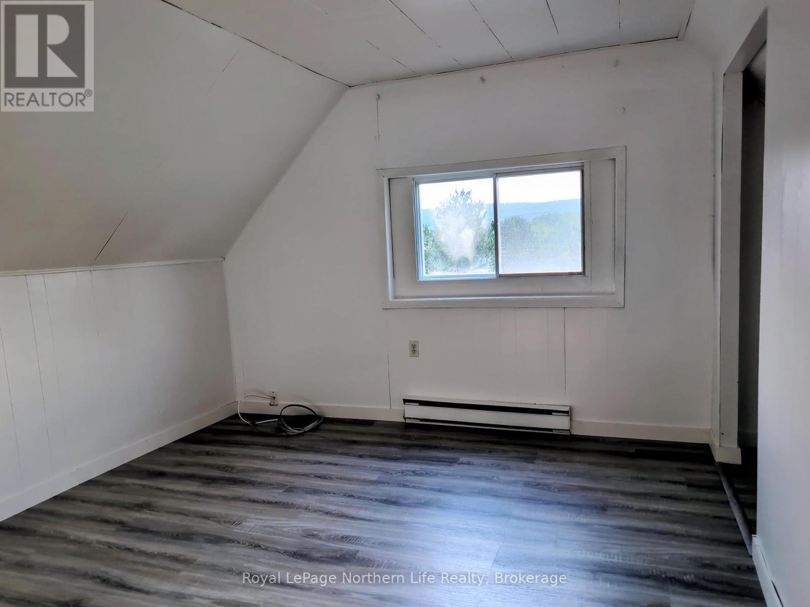 












58 MAIN STREET

,
Timiskaming (TIM - Outside - Rural),




Ontario
P0J1N0

