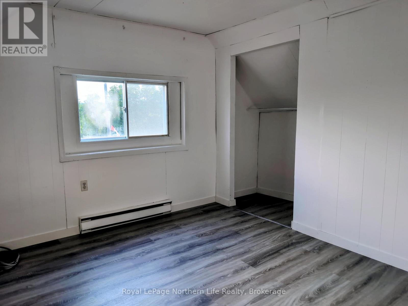 












58 MAIN STREET

,
Timiskaming (TIM - Outside - Rural),




Ontario
P0J1N0

