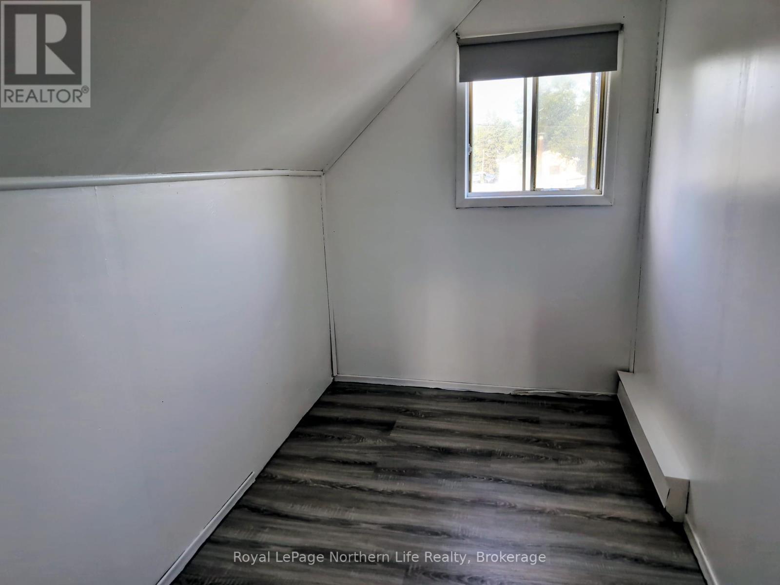 












58 MAIN STREET

,
Timiskaming (TIM - Outside - Rural),




Ontario
P0J1N0

