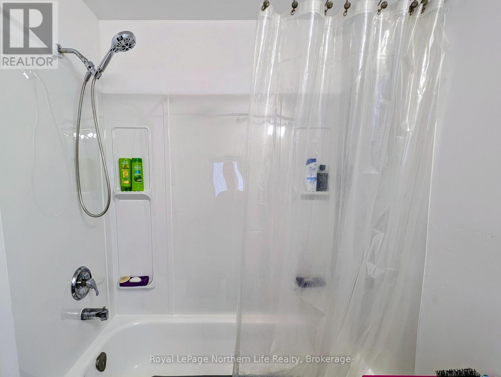 












58 MAIN STREET

,
Timiskaming (TIM - Outside - Rural),




Ontario
P0J1N0

