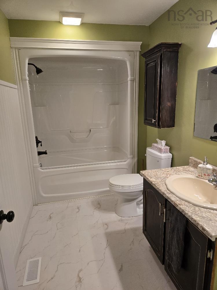 












3 Patterson Avenue

,
Truro,




NS
B2N 1S5

