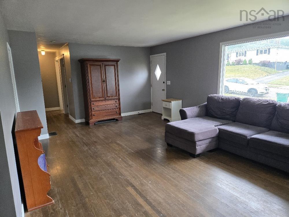 












3 Patterson Avenue

,
Truro,




NS
B2N 1S5

