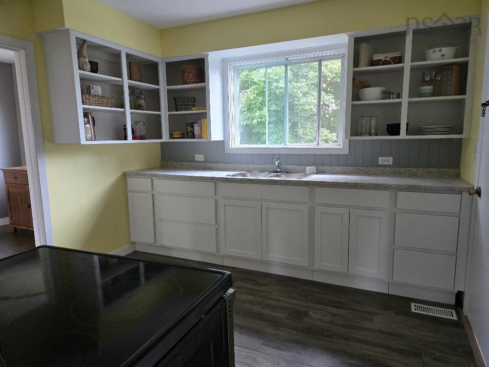 












3 Patterson Avenue

,
Truro,




NS
B2N 1S5

