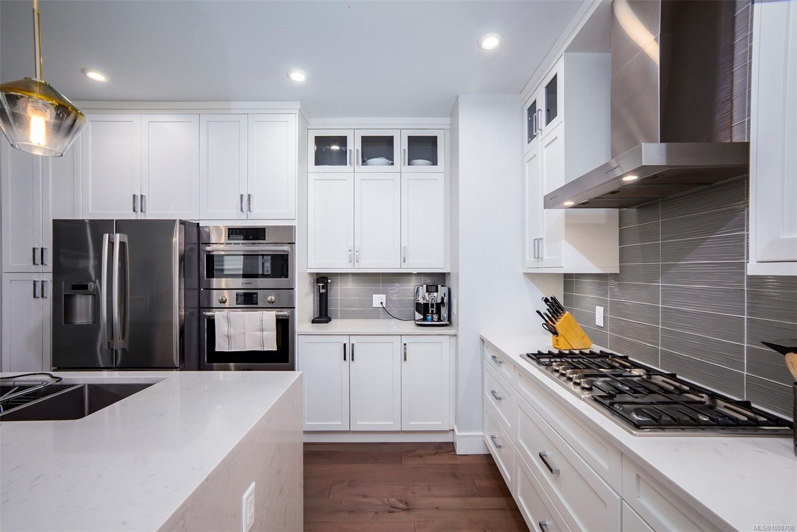 









2498


Lynburn

Cres,
Nanaimo,




BC
V9S 3T4

