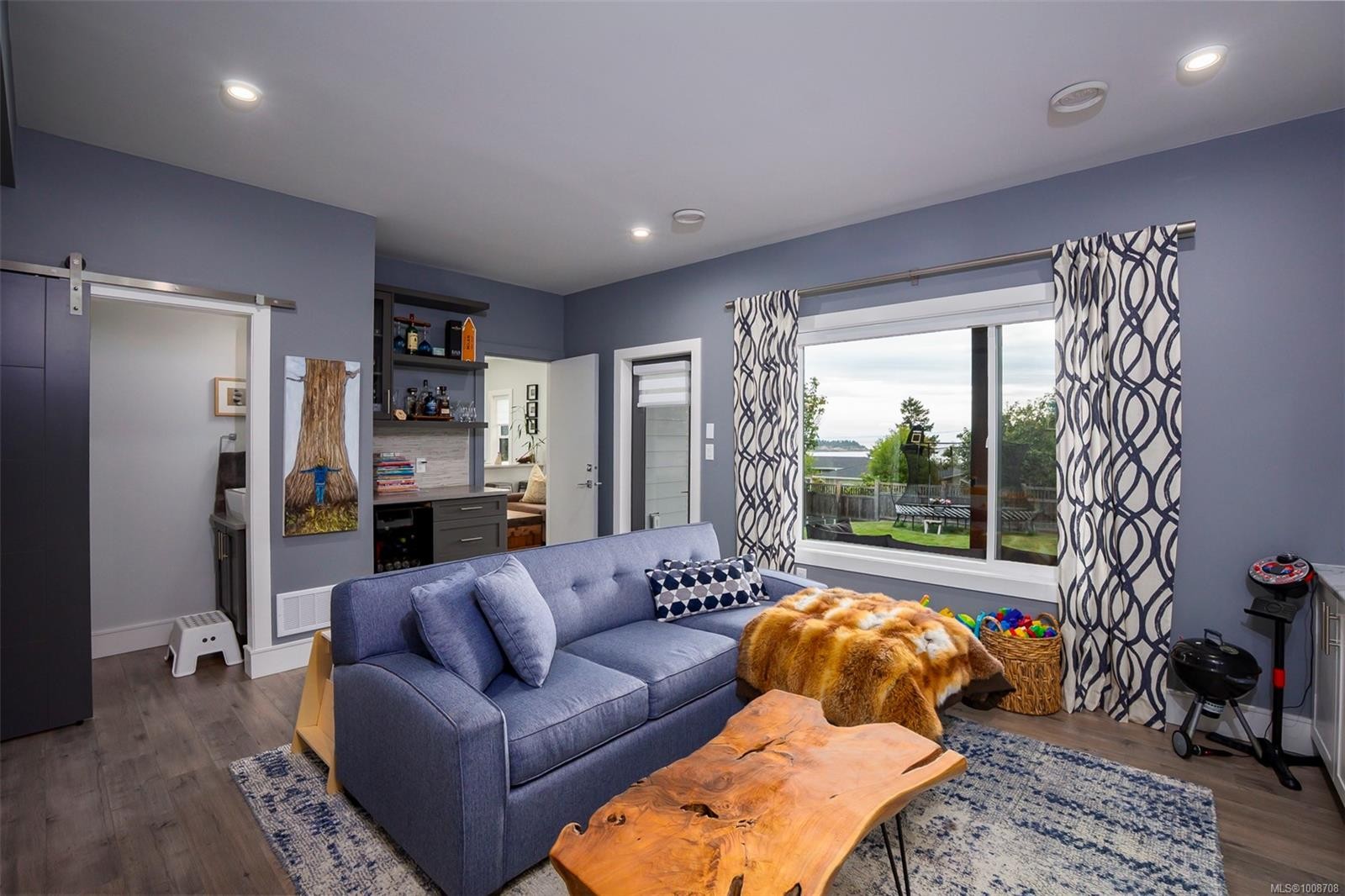 









2498


Lynburn

Cres,
Nanaimo,




BC
V9S 3T4

