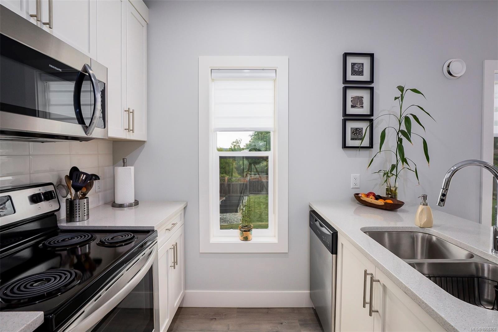 









2498


Lynburn

Cres,
Nanaimo,




BC
V9S 3T4

