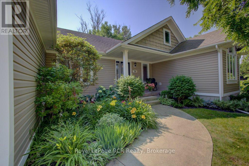 












320 DURHAM STREET W

,
Wellington North (Mount Forest),




Ontario
N0G2L1

