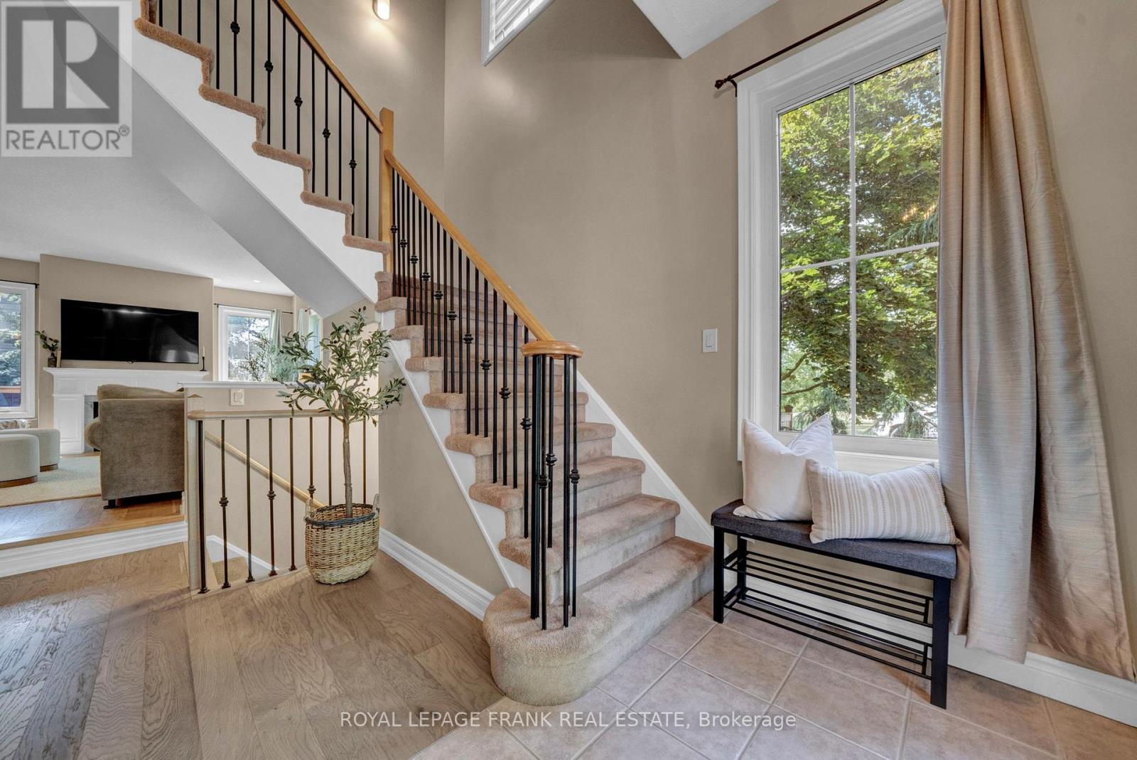 












22 OSGOODE GATE

,
Clarington (Courtice),




Ontario
L1E1V8

