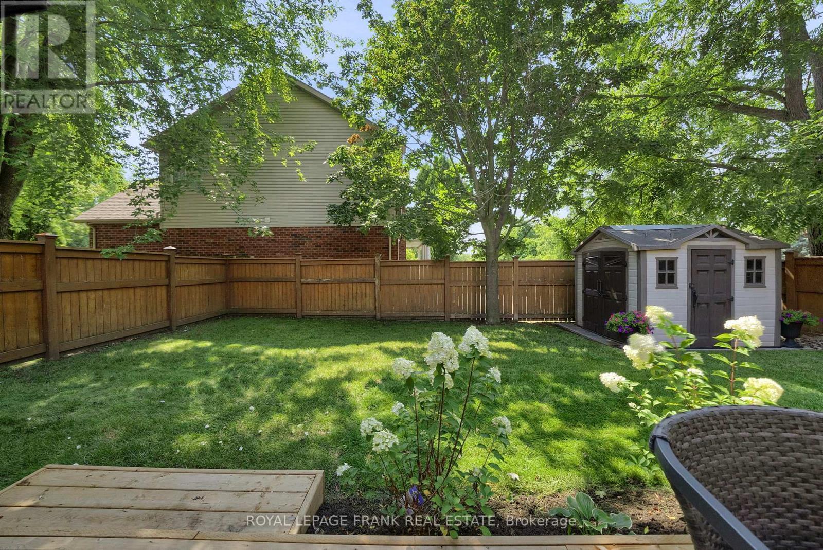 












22 OSGOODE GATE

,
Clarington (Courtice),




Ontario
L1E1V8

