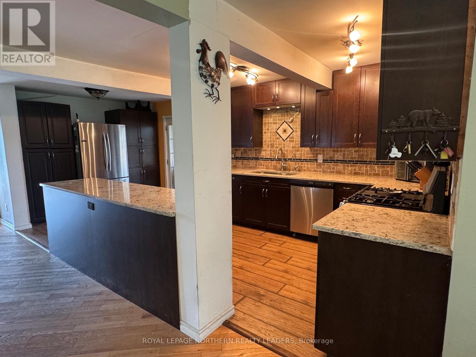 












4977 FREDERICKHOUSE LAKE ROAD

,
Timmins (TM - Outside East),




Ontario
P0N1A0

