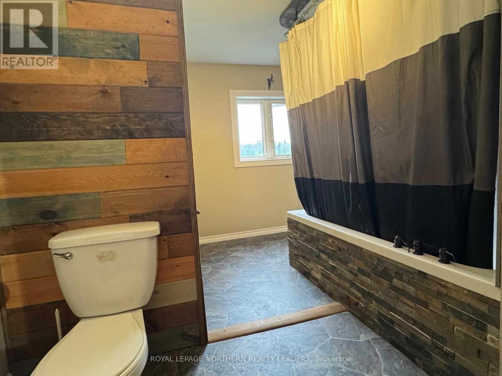 












4977 FREDERICKHOUSE LAKE ROAD

,
Timmins (TM - Outside East),




Ontario
P0N1A0

