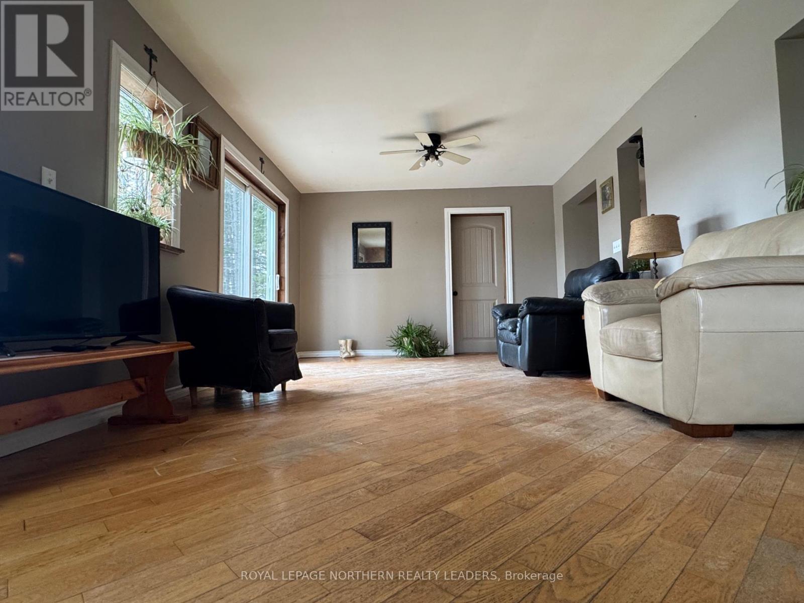 












4977 FREDERICKHOUSE LAKE ROAD

,
Timmins (TM - Outside East),




Ontario
P0N1A0

