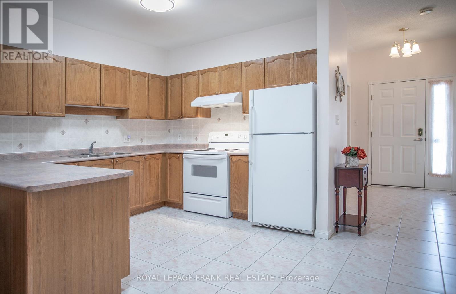 












48 - 1111 WILSON ROAD N

,
Oshawa (Pinecrest),




Ontario
L1G8C2

