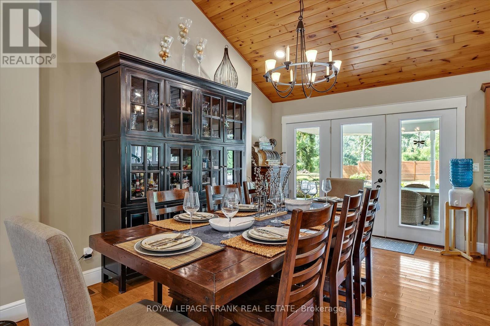 












1898 LAKEHURST ROAD

,
Trent Lakes,




Ontario
K0L1J0

