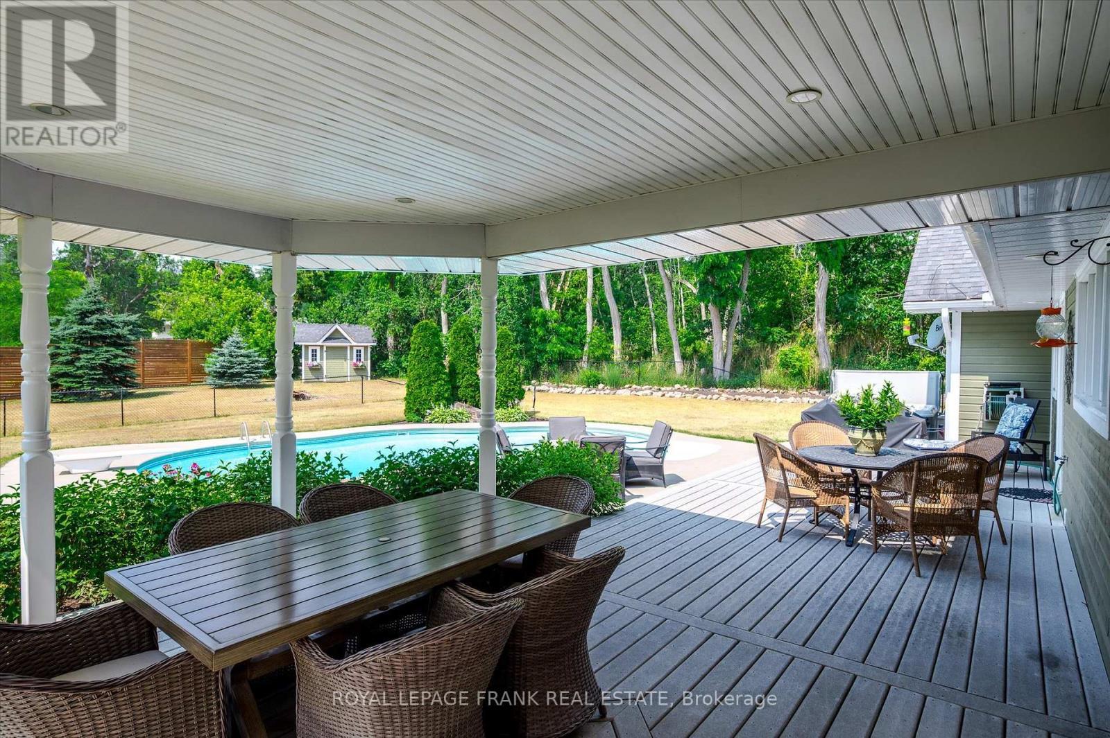 












1898 LAKEHURST ROAD

,
Trent Lakes,




Ontario
K0L1J0

