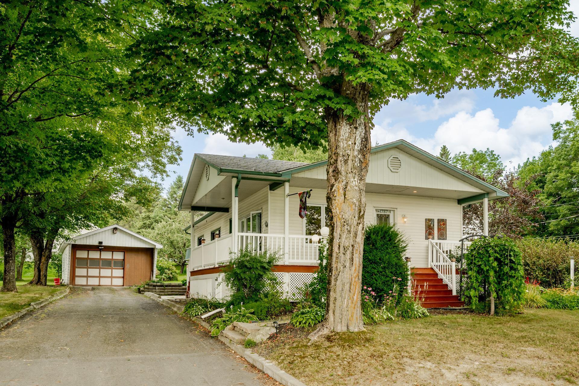









1787


Ch. Tremblay

,
Sainte-Edwidge-de-Clifton,




QC
J0B2R0

