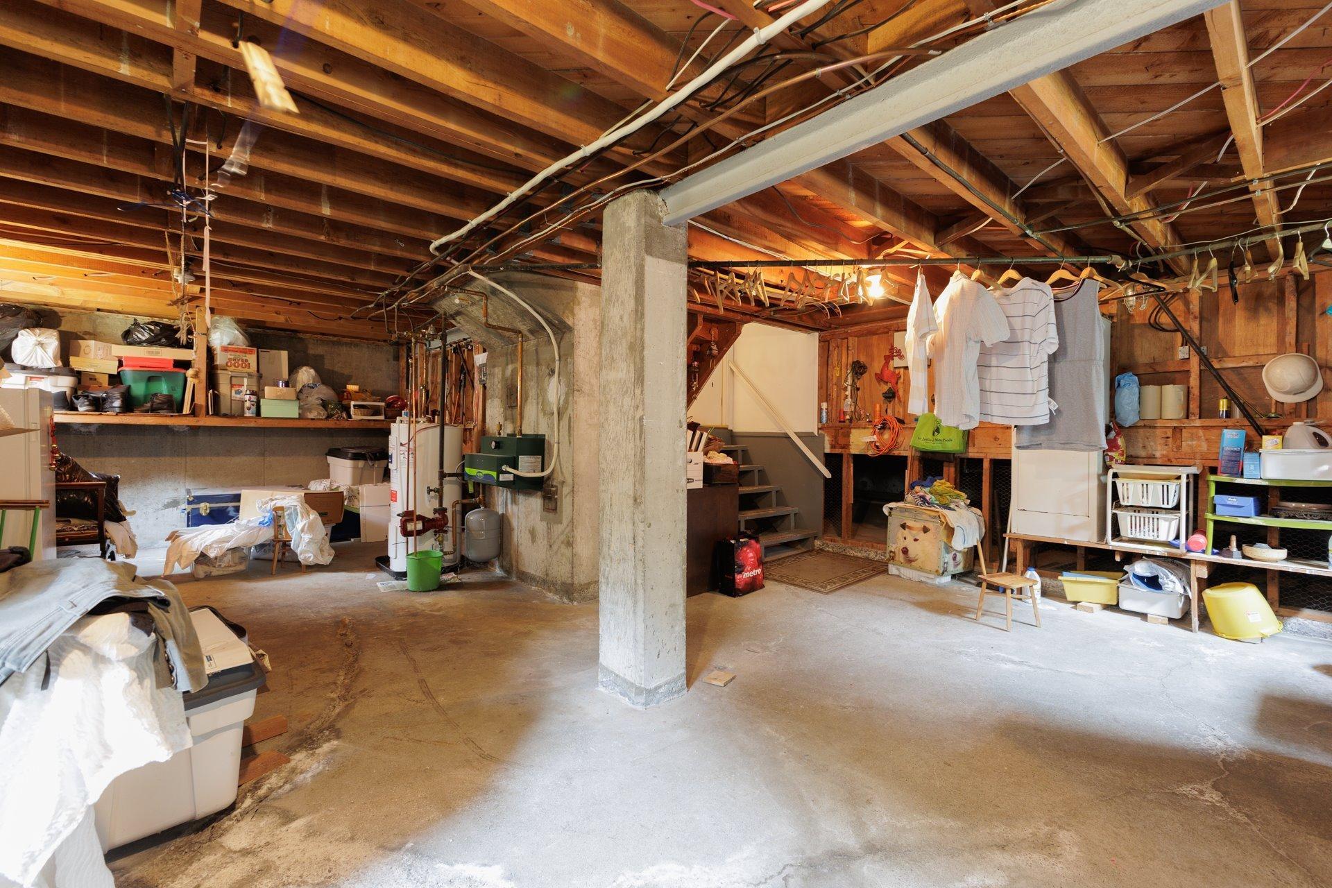 









182


Av. Braebrook

,
Pointe-Claire,




QC
H9R1T9

