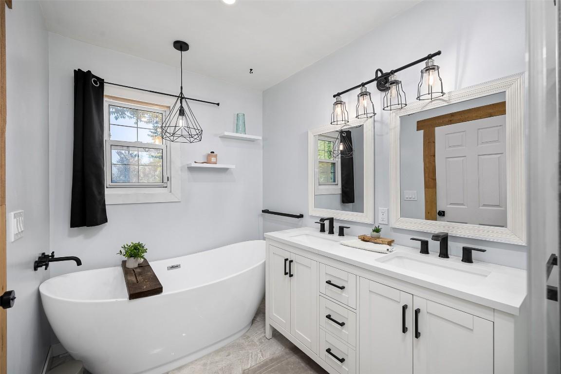 









3592


Barney

Road,
West Kelowna,




BC
V4T 1J2

